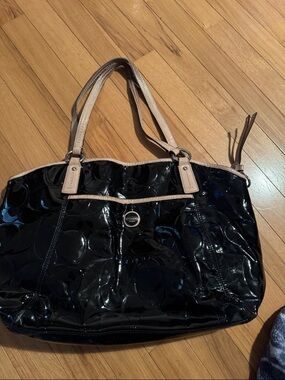 Vintage Coach Patent Tote Bag with Contrast Handles - Black